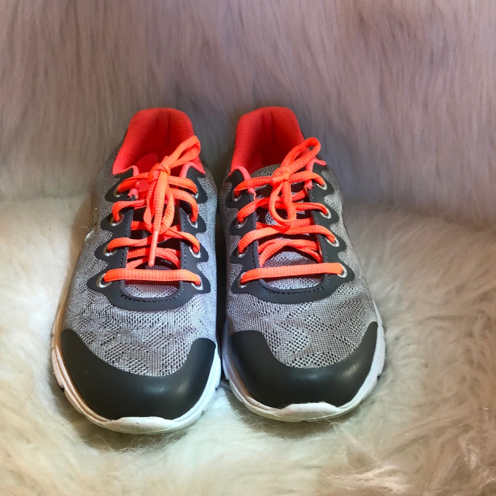 Women’s foot joy golf shoes